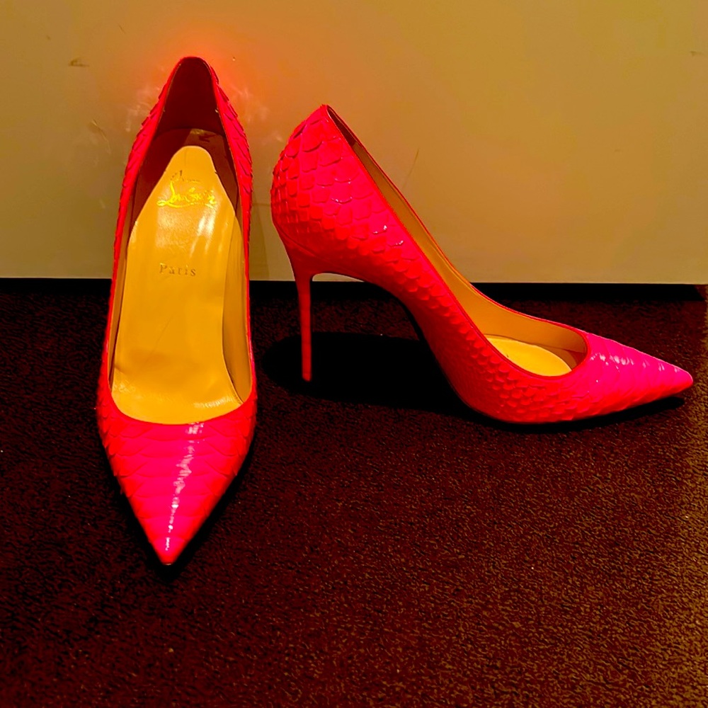 Work once  pair of Christian Loubiton pumps